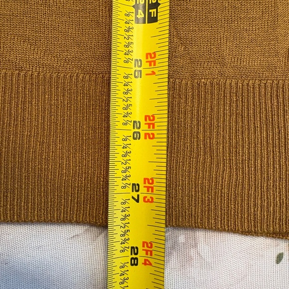 H&M Camel Sweater - Picture 12 of 12